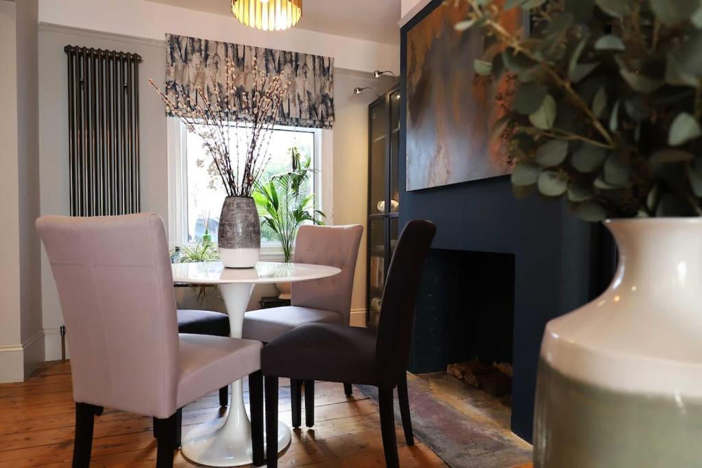 Вилла Stylish Townhouse 15 Mins To Laines & Seafront Брайтонн Экстерьер фото